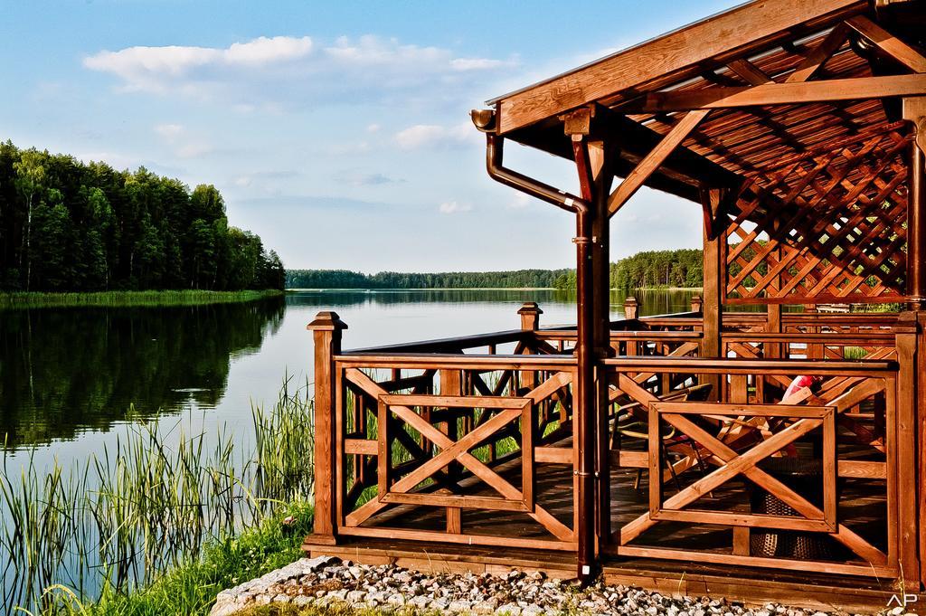 Domki Mazurskie W Ogrodach Zlotej Lani Wiartel - Klimatyczne Apartamenty I Pokoje Widokowe Room photo