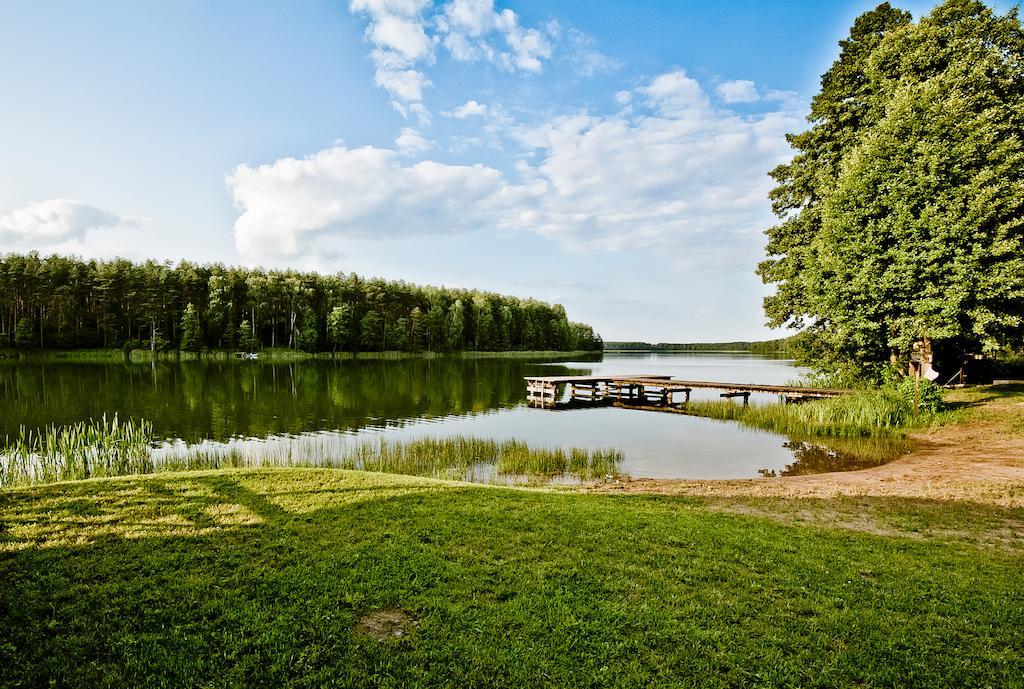 Domki Mazurskie W Ogrodach Zlotej Lani Wiartel - Klimatyczne Apartamenty I Pokoje Widokowe Room photo