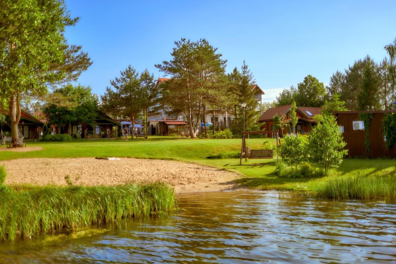 Domki Mazurskie W Ogrodach Zlotej Lani Wiartel - Klimatyczne Apartamenty I Pokoje Widokowe Exterior photo